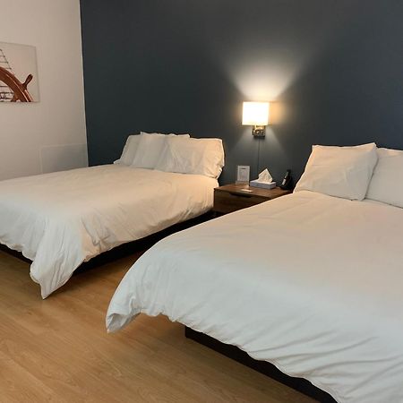 Hotel Normandie Rimouski Exteriör bild